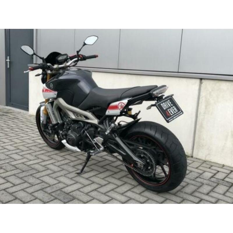 Yamaha Tour MT-09 MT 09 ABS 2014 SHOWROOMSTAAT/LAGE KSMTAND