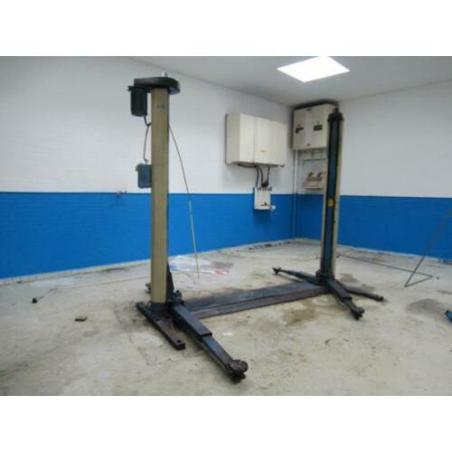 Autec hefbrug 2500 kg hefvermogen