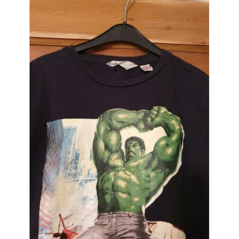 Leuk zwart kindershirt met de Hulk van Marvel H&M maat