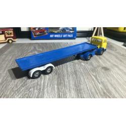 Mercedes truck corgi major toys 1/50 VAVB