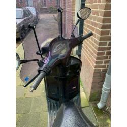 Vespa S Cameleon parelmoer 4t