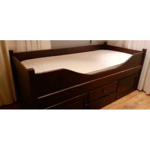 1 persoons kinderbed 90cm x 200cm met opbergruimte