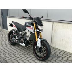 Yamaha Tour MT-09 MT 09 ABS 2014 SHOWROOMSTAAT/LAGE KSMTAND