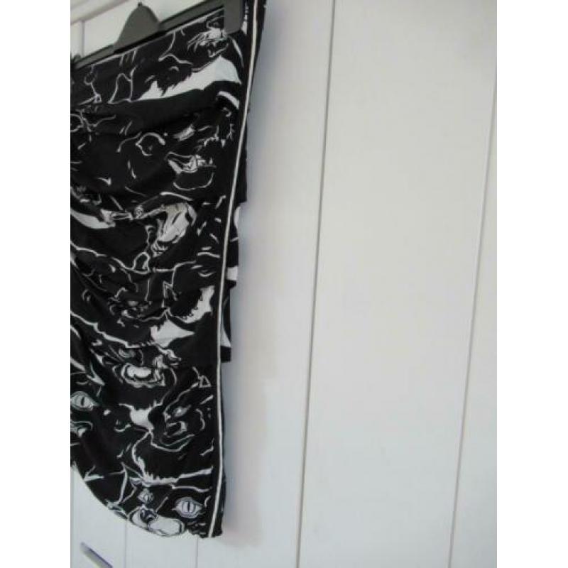 Marccain rok maat 38/40.