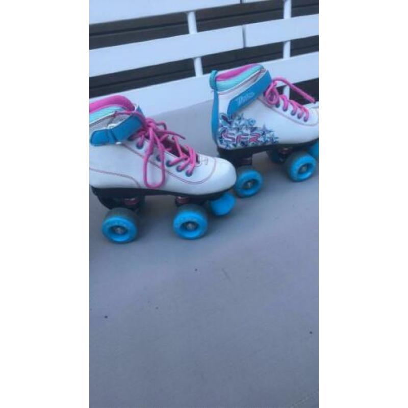 Rolschaatsen maat 34