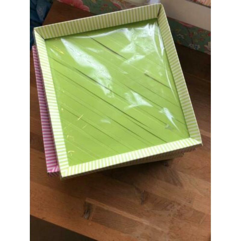 Opberg dozen voor vintage Barbie kleding