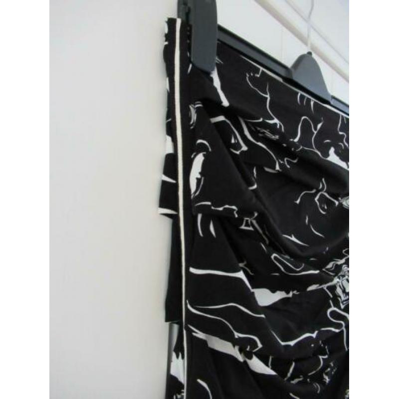 Marccain rok maat 38/40.
