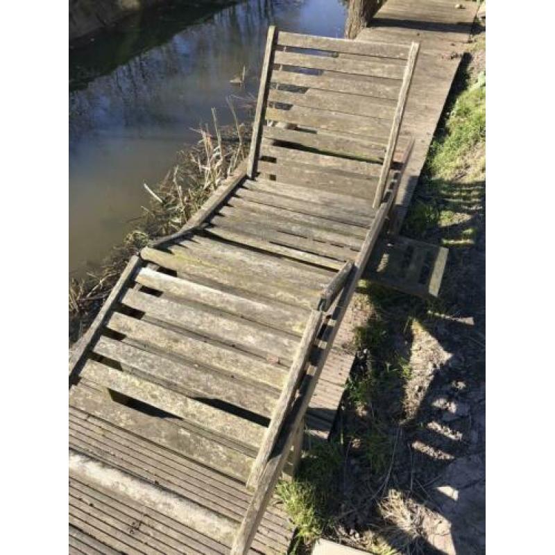 Ligbed hout verstelbaar met tafeltje opknapper
