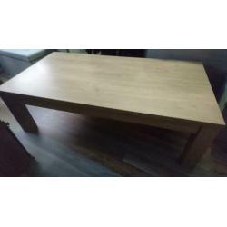 Mooi salontafel.