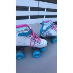 Rolschaatsen maat 34