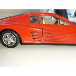 Ferrari auto burago bburago Testarossa 1984 1:18