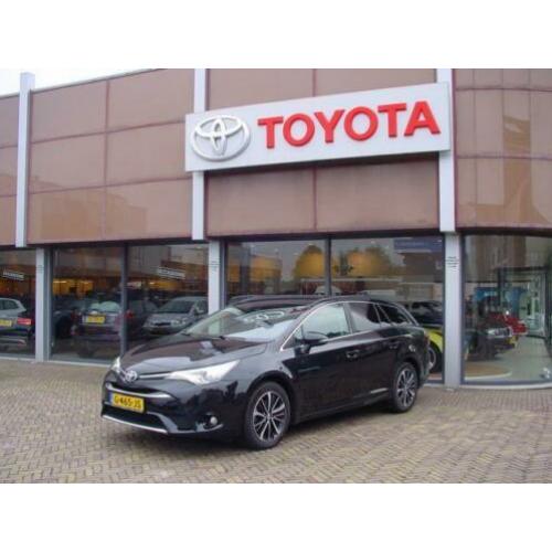 Toyota Avensis Touring Sports 1.8 VVT-i Dynamic Automaat