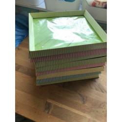 Opberg dozen voor vintage Barbie kleding