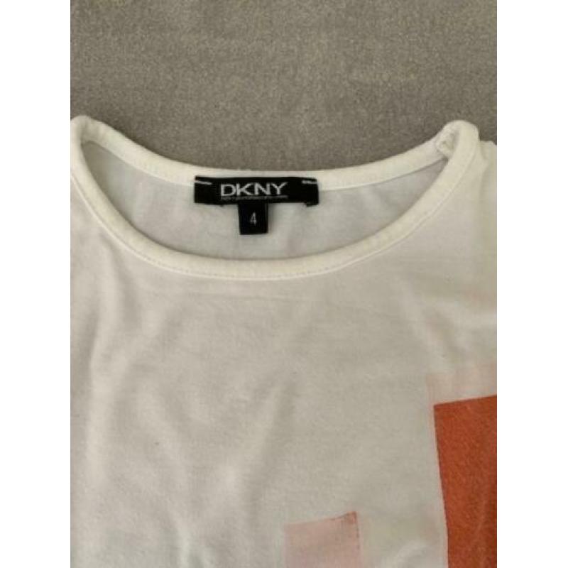 DKNY shirtje New York City lange mouw (mt 4 jaar)