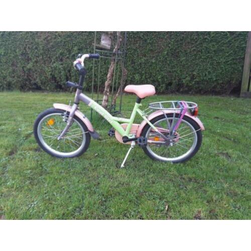 Mooie meisjesfiets
