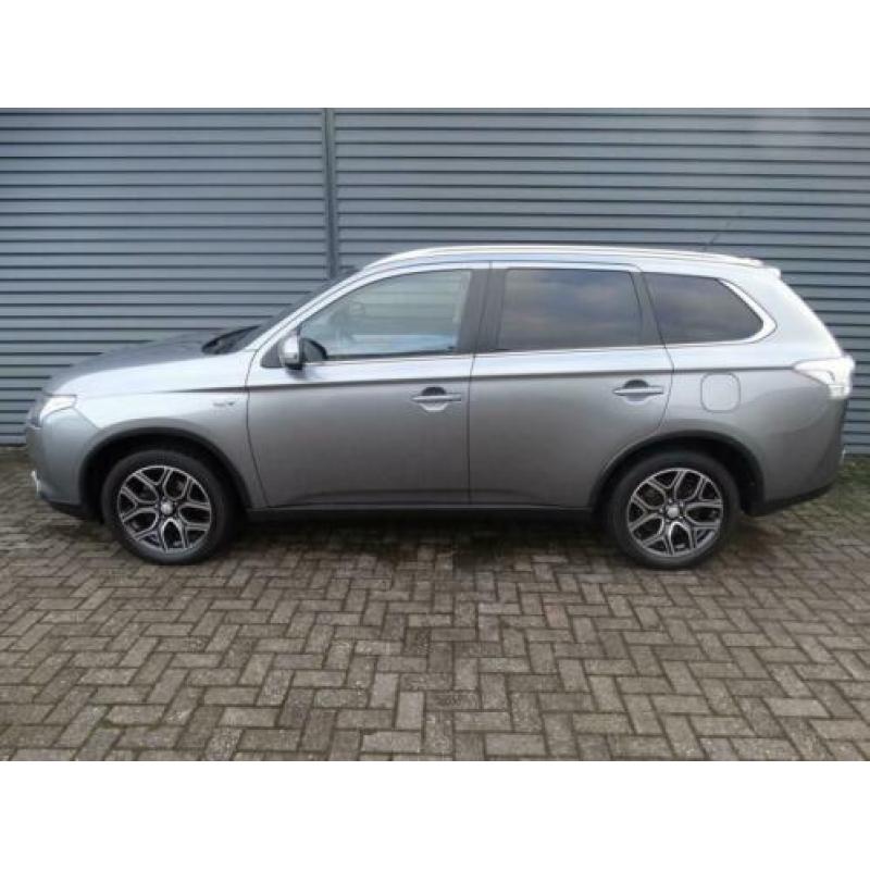 Mitsubishi Outlander 2.0 PHEV Instyle X-line EX.BTW!