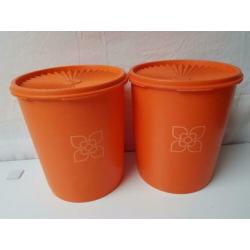 055) Bus met sterdeksel; 19 cm hoog; en meer Tupperware