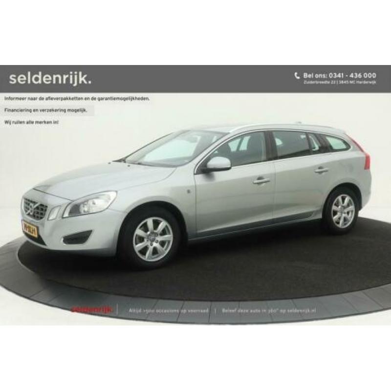 Volvo V60 1.6 T3 Ocean Race | 2e eigenaar | Leder | Navigati