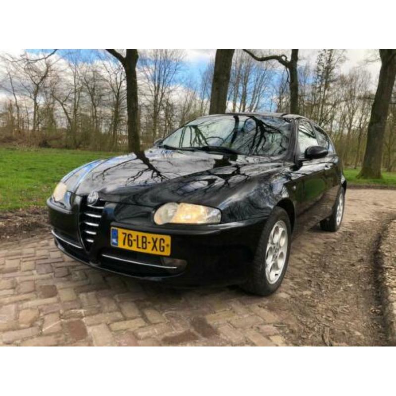 Alfa Romeo Alfa-147 1.6 T.spark 16V 88KW 5DR 2003 Zwart