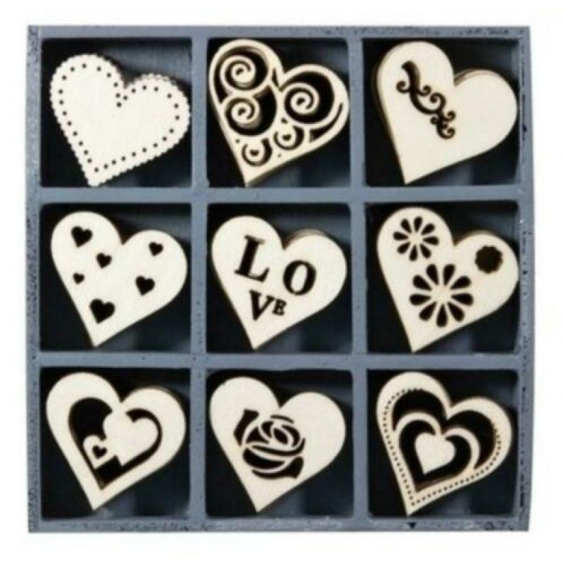 houten bakjes met maar liefst 45 stuks houten figuurtjes