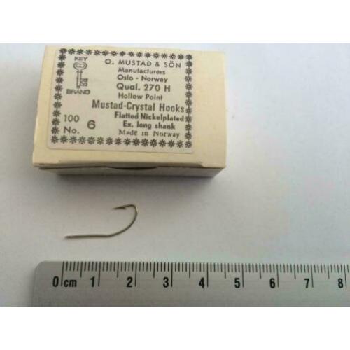 Mustad 270H, 1815, 313R, 204A, 267A, 280N en de 204N