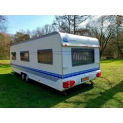 caravan Hobby Excellent easy 650