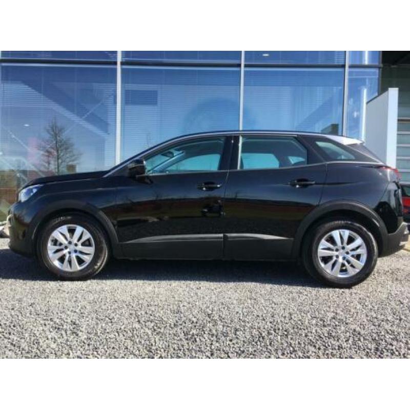 Peugeot 3008 SUV 130 PK Blue Lease Executive RIJKLAAR NL AUT