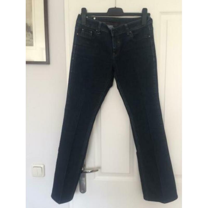 Esprit 38/40