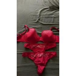 Mooie Lingeriesetjes en Luxe Slaapsets