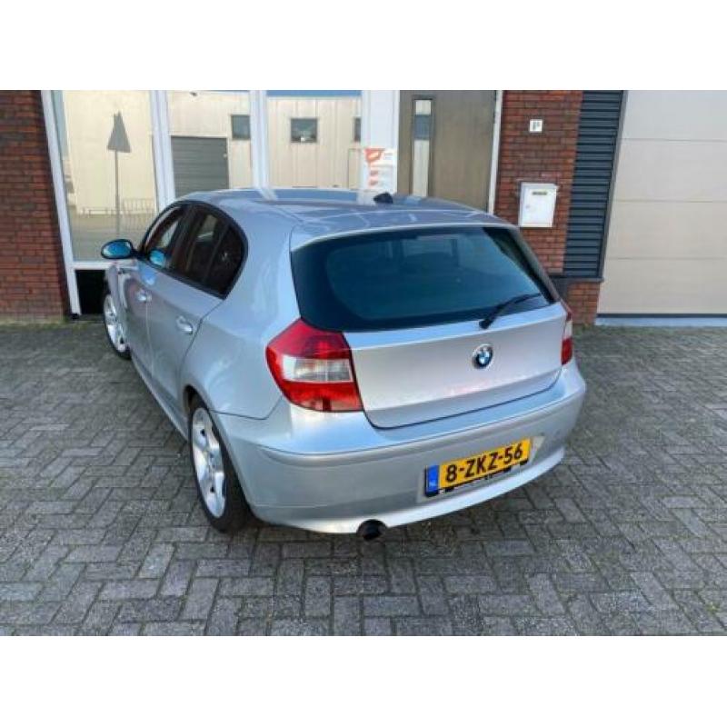 BMW 1-serie 120i / Clima / LM