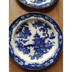 Petrus regout hindostan antieke borden 26 cm