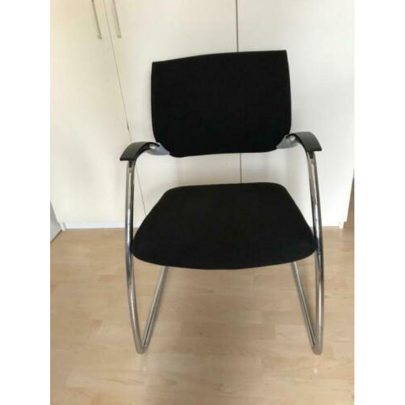 RÖDER buisframe stoel