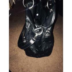 Tas