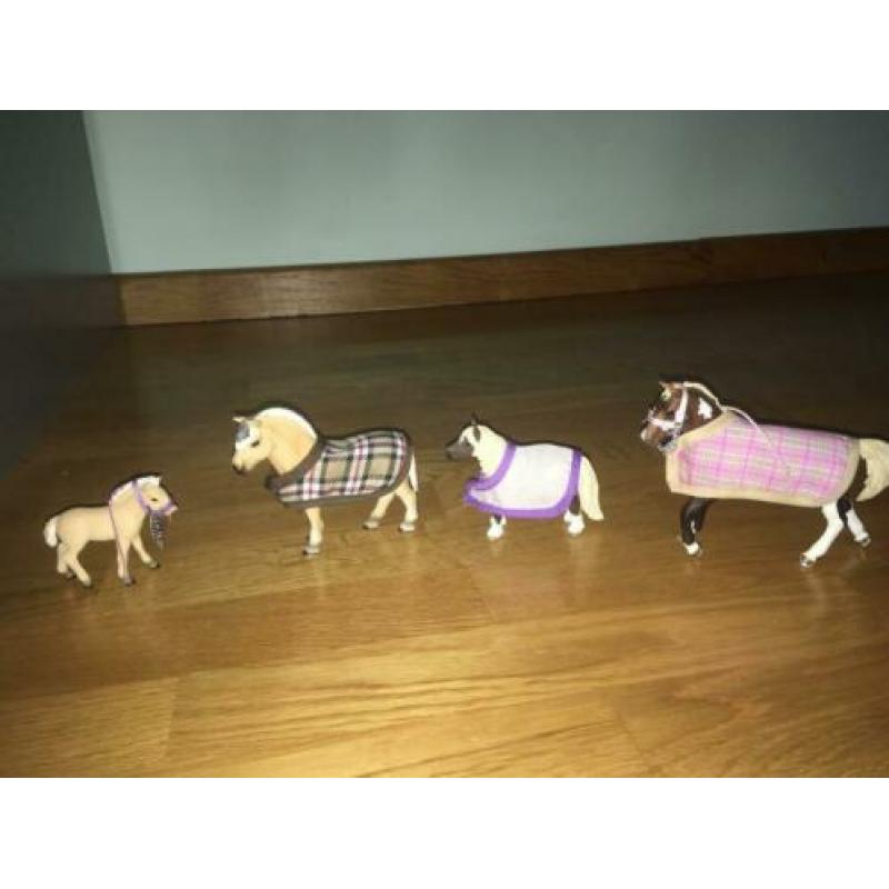Schleich paarden