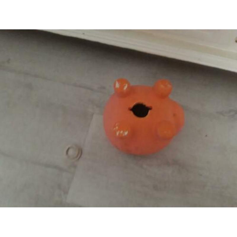 te koop oranje stenen spaarpot 16 x 15 x 14 cm