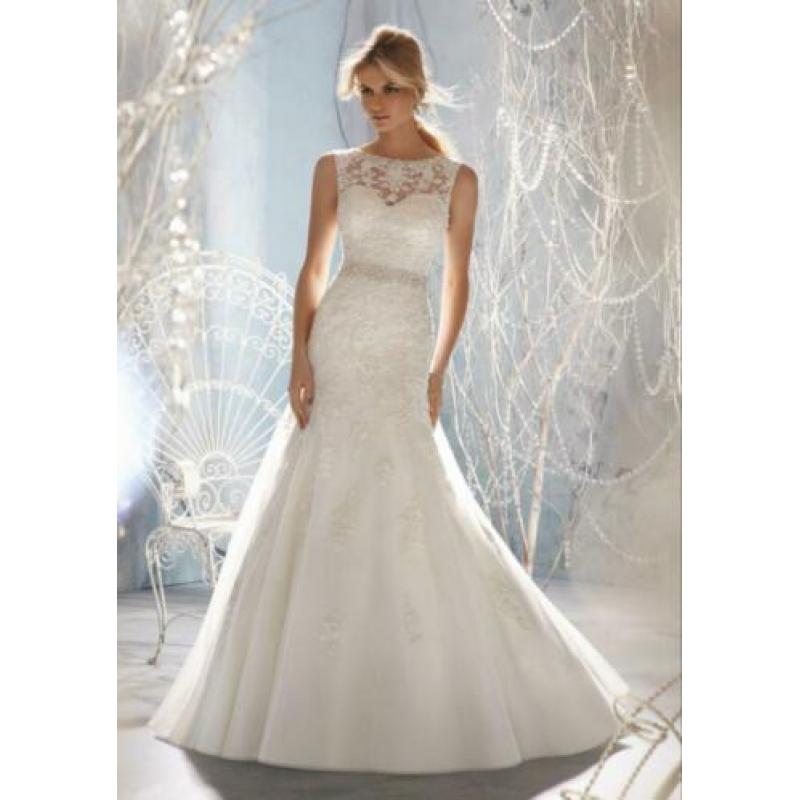 Trouwjurk kant hoge halslijn mori lee 38/40 40/42