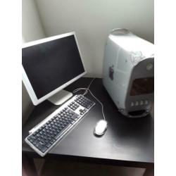 Apple 4G computer in zeer goede staat.met 19" beelscherm