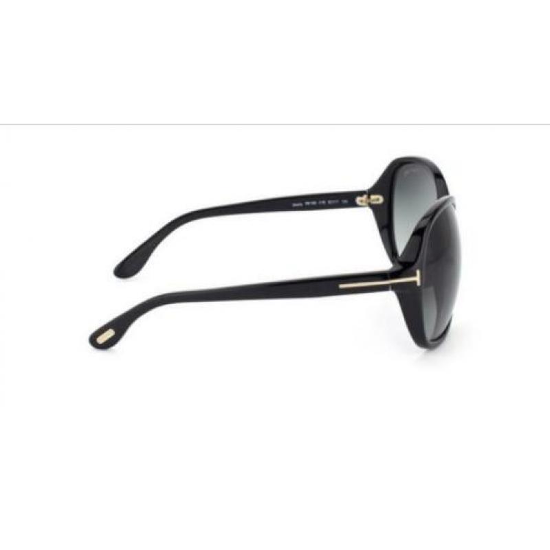 Tom Ford Sheila