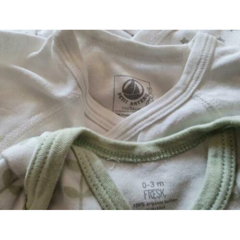 Stapel z.g.a.n. rompers maat 50/56