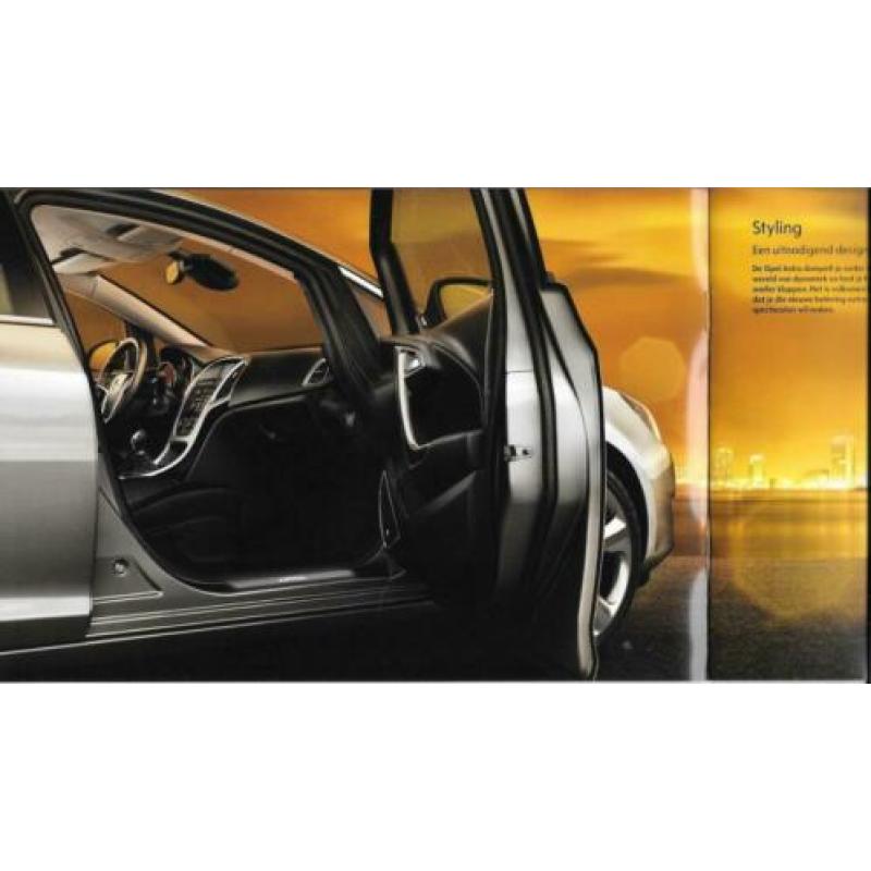 autofolder Opel Astra Accessoires november 2009