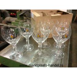 Leffe glazen met mooie voet 33cl (a26)49