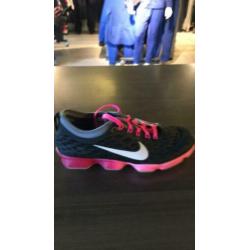 NIKE ZOOM FIT AGILITY MAAT 38 nu €39 incl verzenden