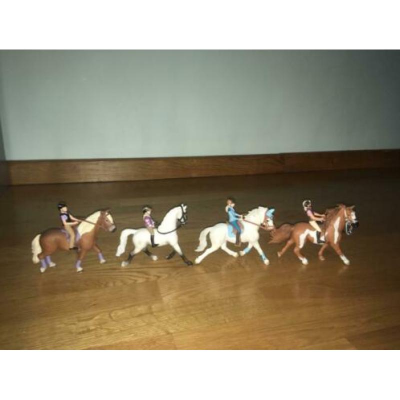 Schleich paarden