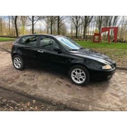 Alfa Romeo Alfa-147 1.6 T.spark 16V 88KW 5DR 2003 Zwart
