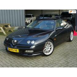 Alfa Romeo GTV 2.0-16V T.Spark NIEUWE APK LEER AIRCO 150PK