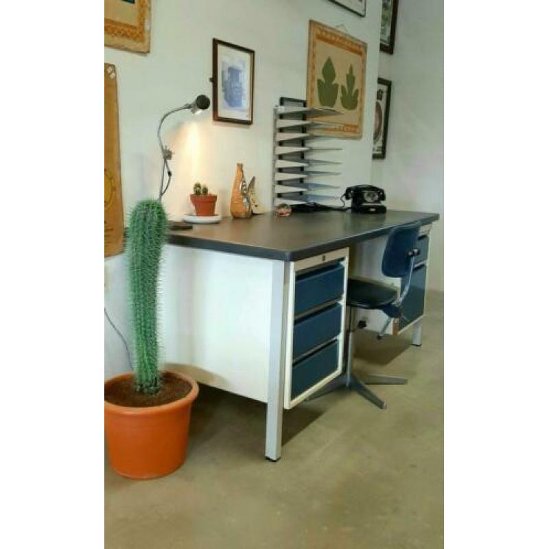 Vintage industriel bureau