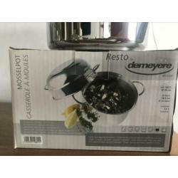 mosselpan van Demeyere RVS 20 cm/ 3,0 L