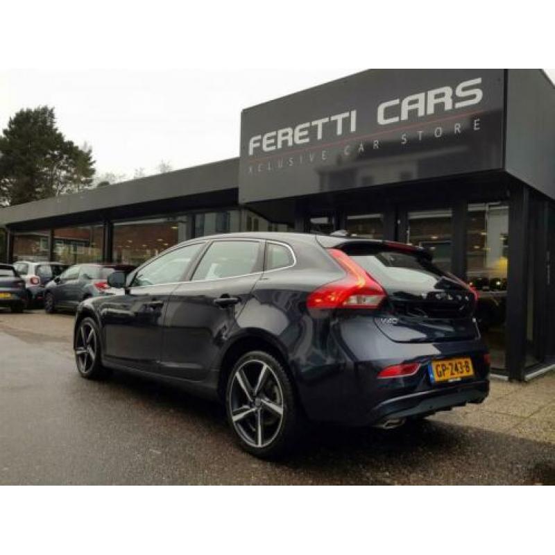 Volvo V40 2.0 D2 SUMMUM NAVI AIRCO XENON 6VERSN LMV PDC