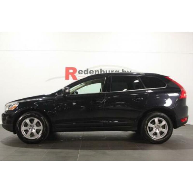 Volvo XC60 2.4 D5 AWD Momentum (bj 2009, automaat)