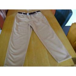Nieuwe camel kleurige Polo Team broek, mt 48
